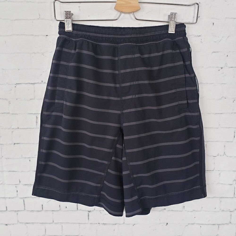 Lululemon Pace Breaker Short 9" Inch Mens Size S Black Striped Lined Running